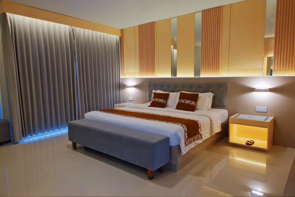 6. Junior Suite