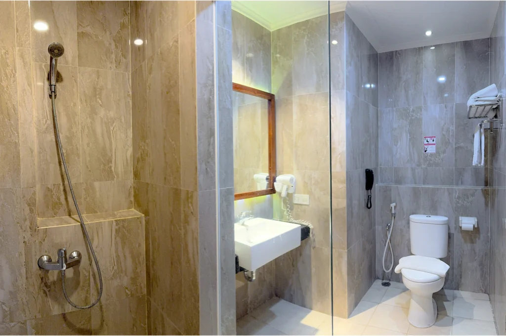 KAMAR-MANDI-EXECUTIVE