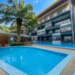 KOLAM, RENANG, KELUARGA, LIBURAN, BANDUNGAN, JAWA TENGAH