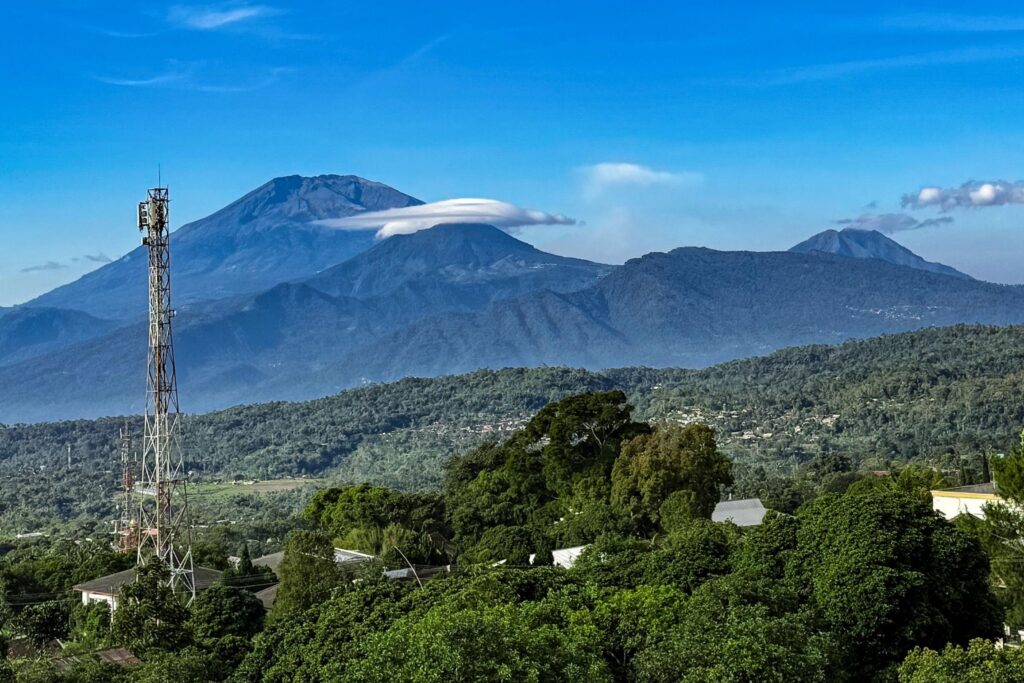 view bandungan gunung merbabu